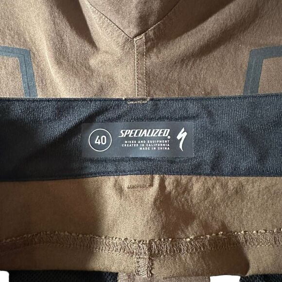 Men’s spcialized ADV shorts size 40 Brown - Picture 3 of 3